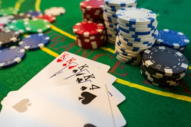 Teen Patti লাইভ ডিলার টেবিল